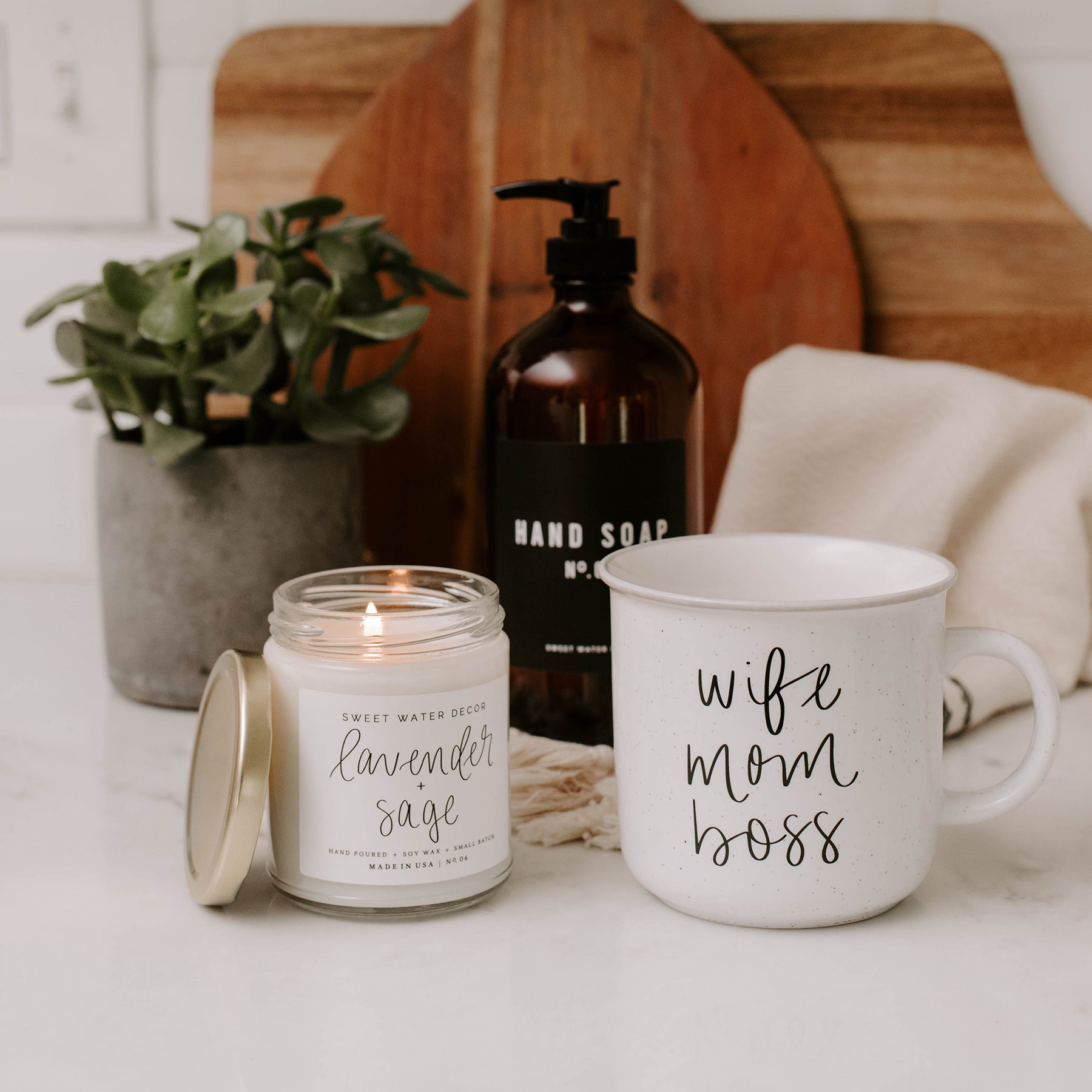 Mom wife boss store mug